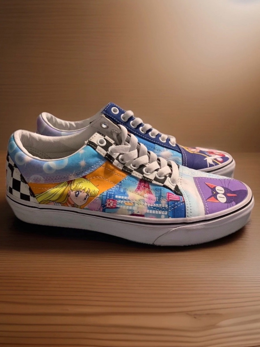 VANS Sailor Moon x Old Skool Pretty Guardian - Patchwork Wmns Sz 9/Men 7.5 EUC - Picture 3 of 10